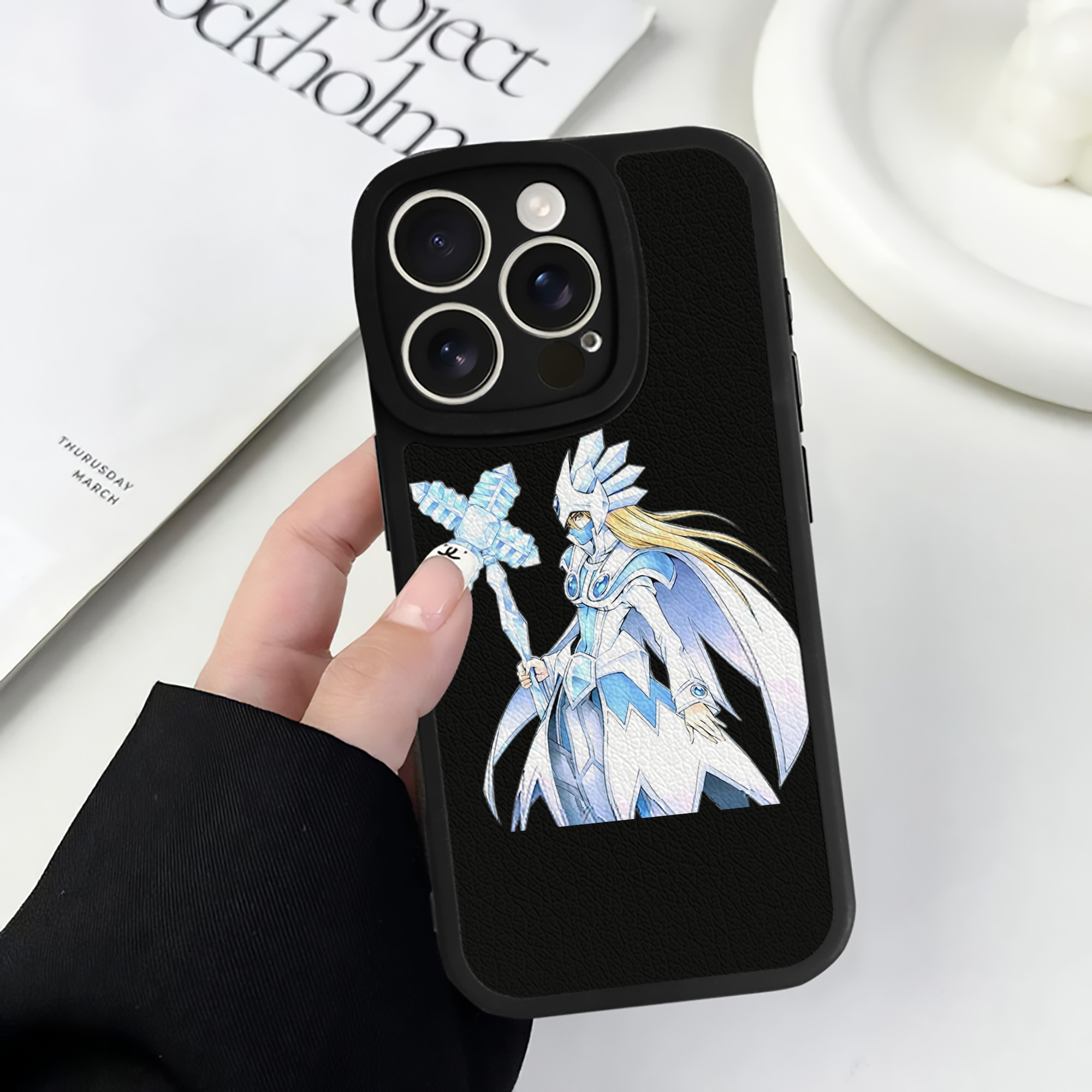 （画像用） 遊☆戯☆王 Yu-Gi-Oh! 【iPhone 16シリーズ対応】シリコンスマホケース（レザー調） 材質：シリコン